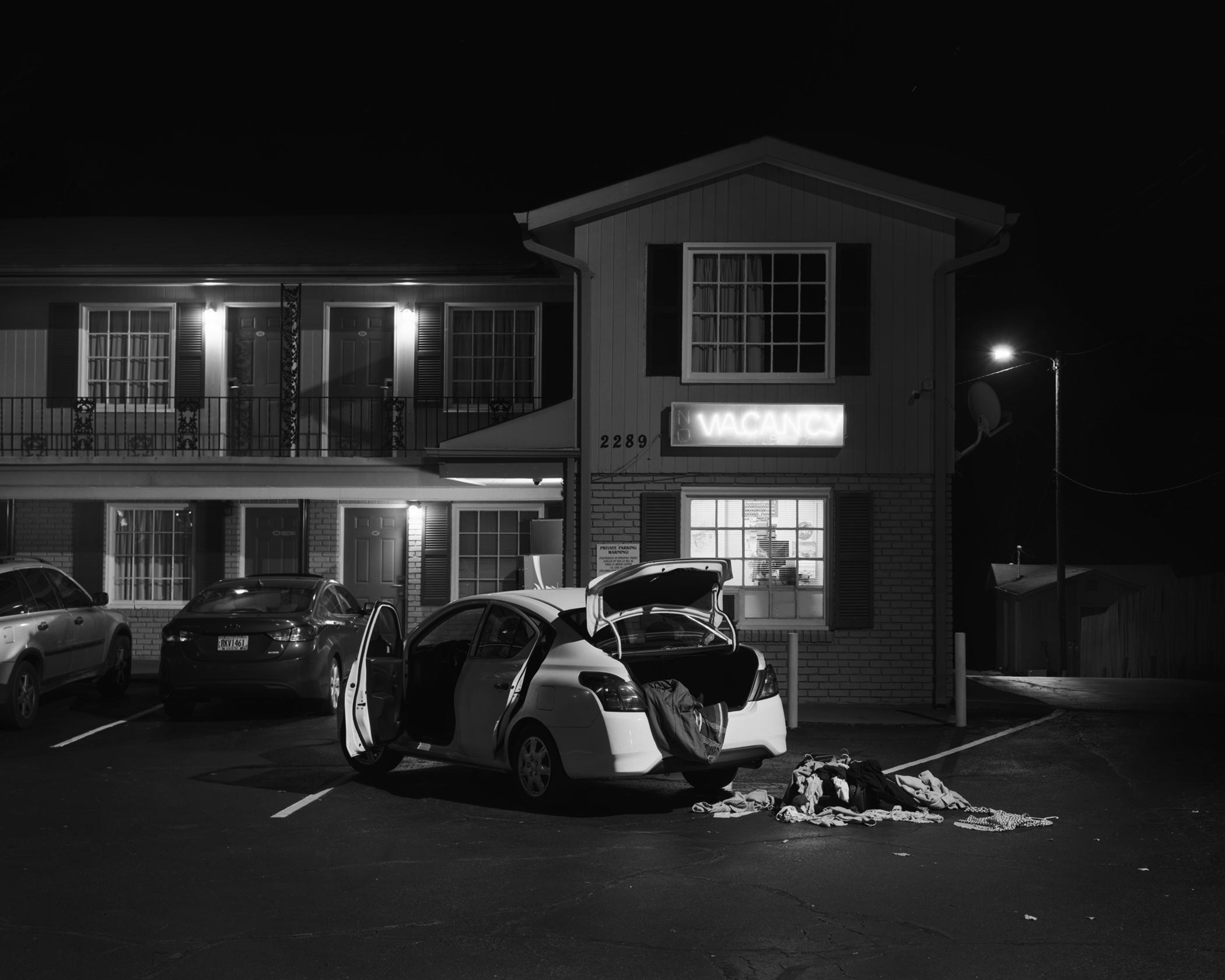 Dana Weiss, "Runaway—The Motel", 2022, photograph / 
