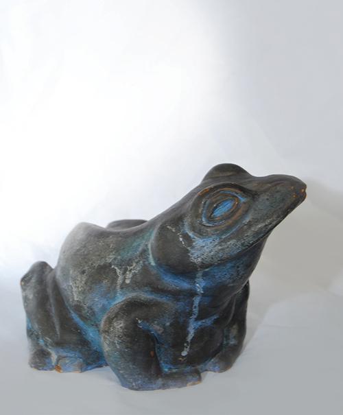  / Athos Menaboni, Frog, c. 1947. Glazed and fired clay; 6 1/2 × 11 × 8 in. (16.5 × 27.9 × 20.3 cm). Gift of D. Russell Clayton, 2008.3.5. 
