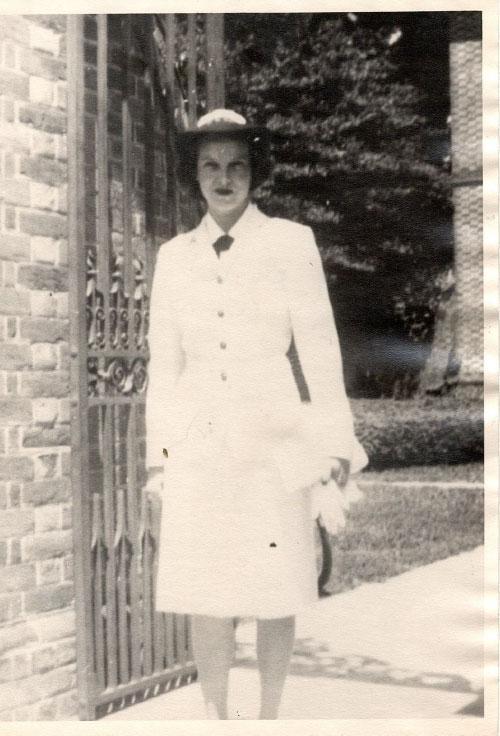  / Mary (née Boyle) Geer, United States Navy, 1943. 
