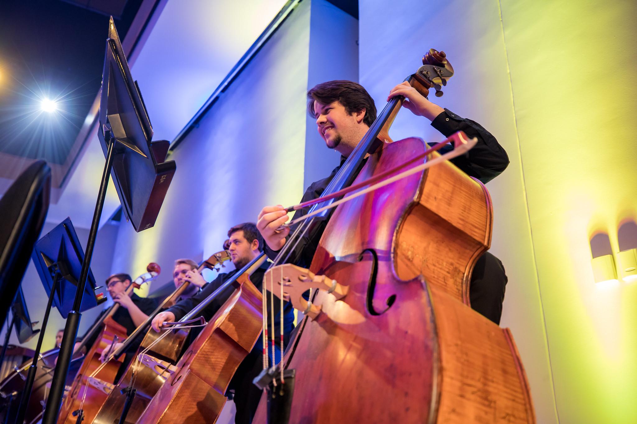 KSU's String Area 2023 convert, where violin players and talented musicians took the stage / 