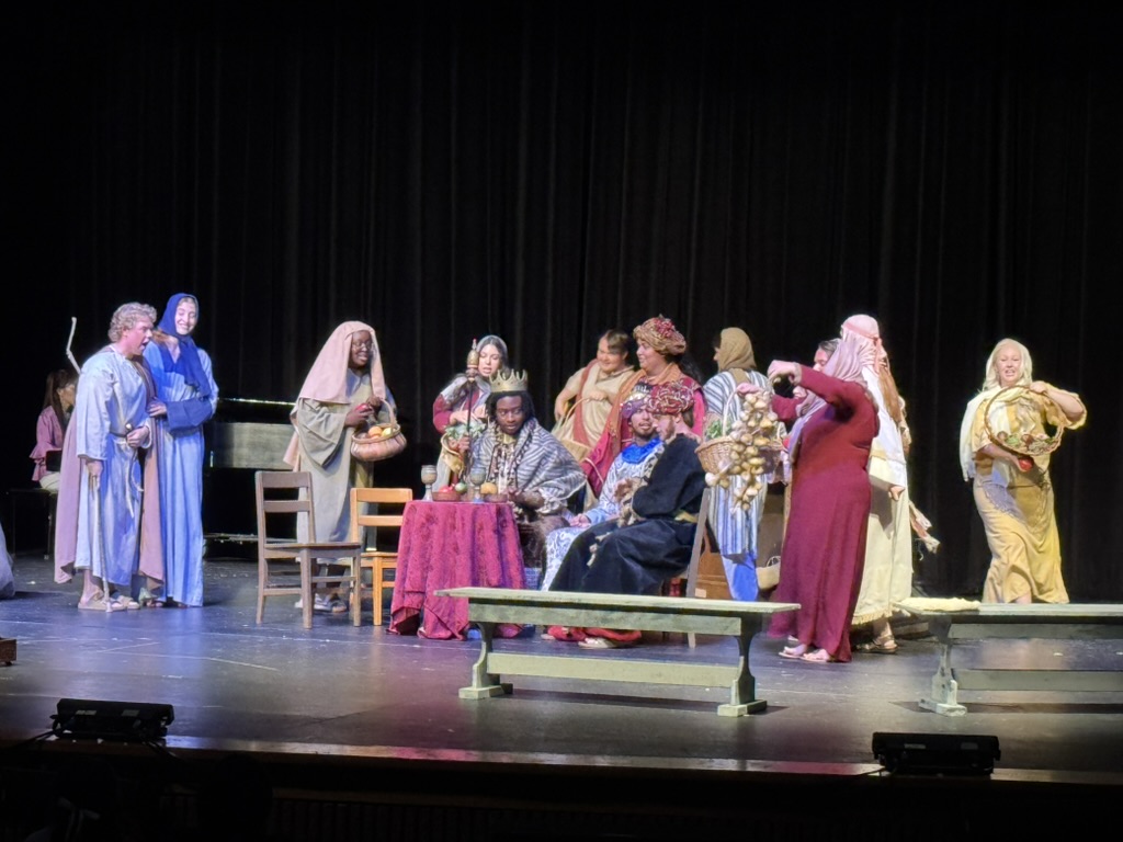 KSU opera theater is on set, performing amahl and hte night visitors for a local high school
