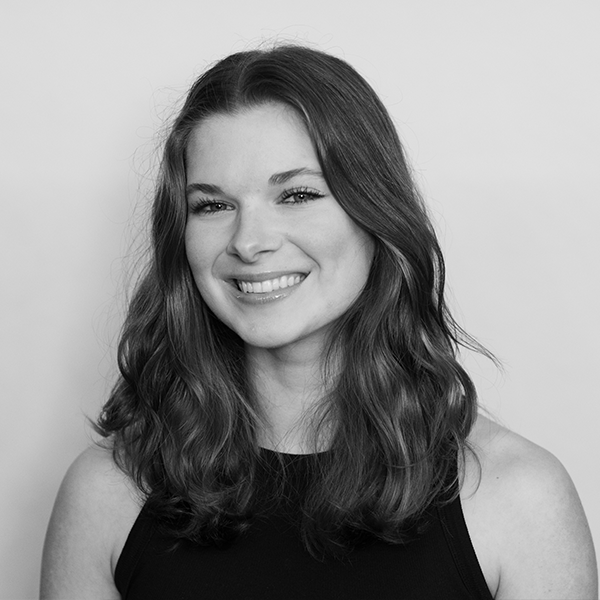 hadle davis headshot