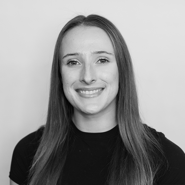 janet meador headshot