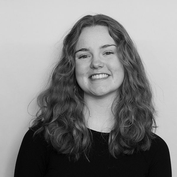 Sara Rawlins headshot