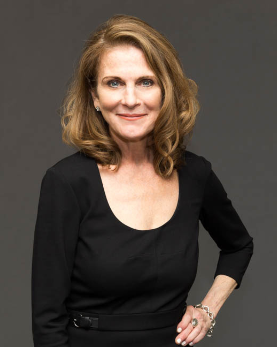 Joyce Fownes professional headshot.