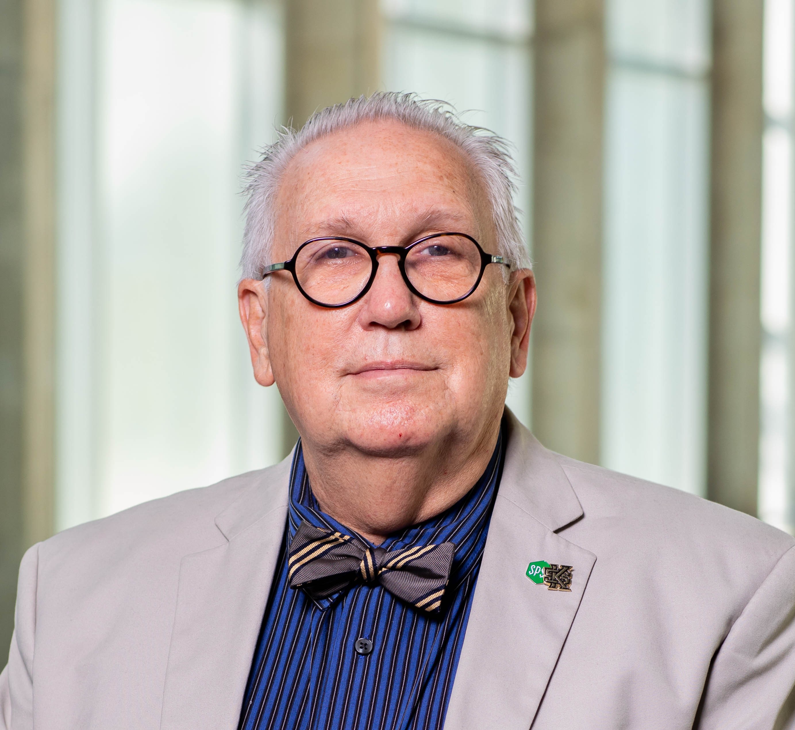 Richard Cole headshot.