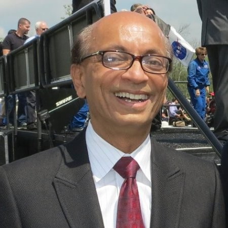 CGDD Advisory Board member Raj Deshpande smiles.