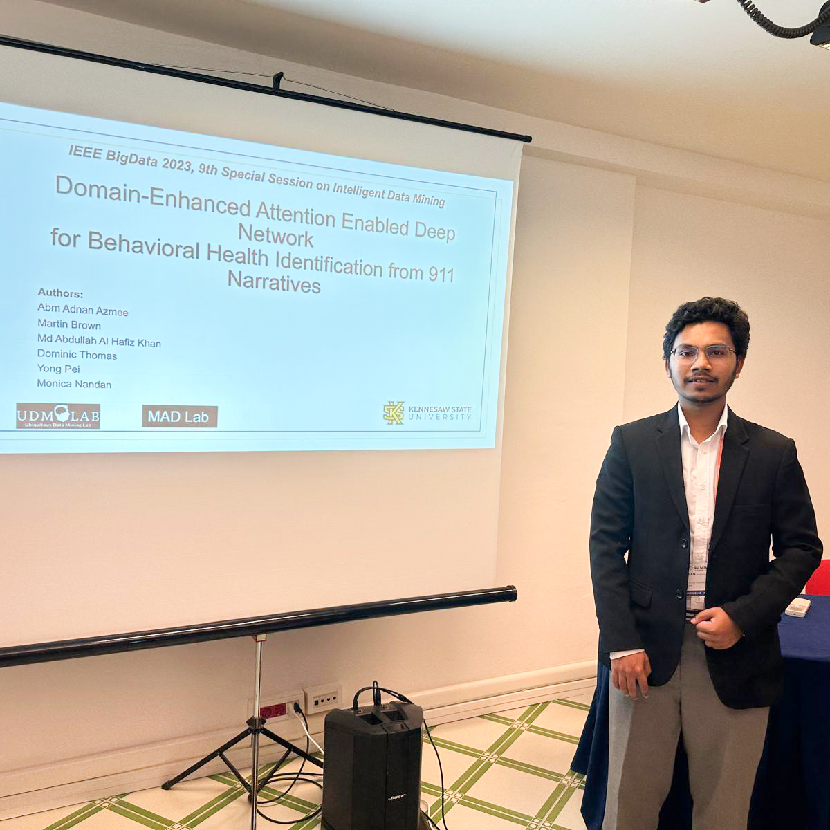 Abm Adnan Azmee presenting in IEEE Bigdata 2023