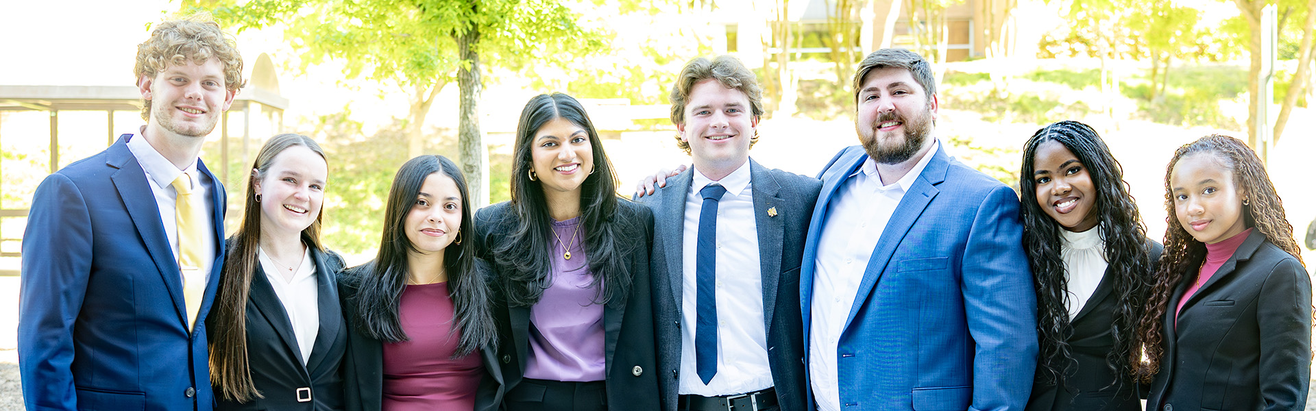 accounting students standing in front of ksu school of business