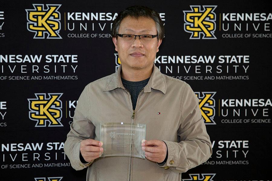  / Outstanding Research and Creative Activity Award - Dr. Jianming Wen, Assistant Professor of Optical Physics 