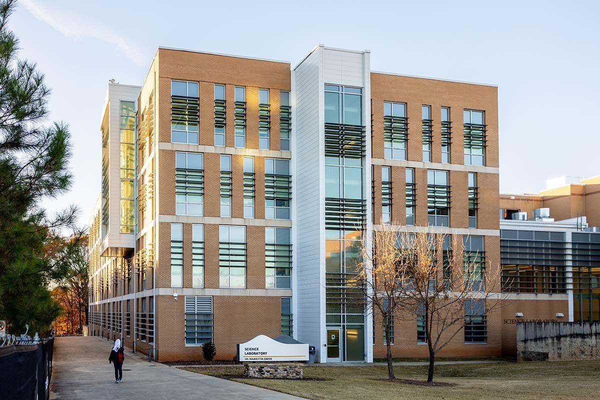 Science Laboratory Building on the Kennesaw Campus at Kennesaw State University  / Science Laboratory Building on the Kennesaw Campus at Kennesaw State University 