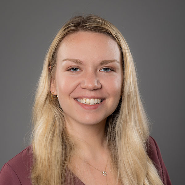 Headshot photo of Leslie McIntosh