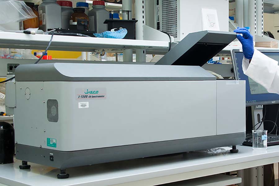 Jasco 1500 Spectropolarimeter in a laboratory at KSU