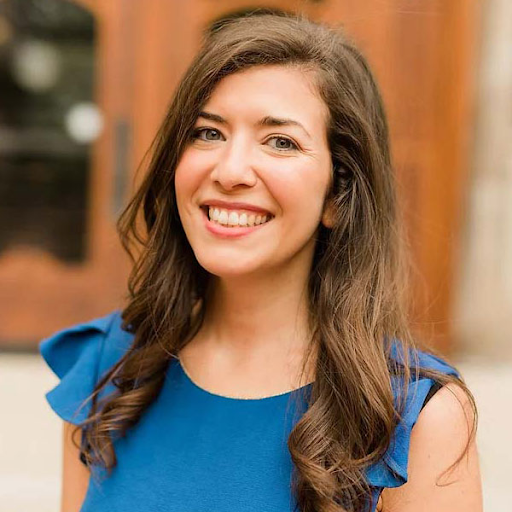 Dr. Victoria Lagrange