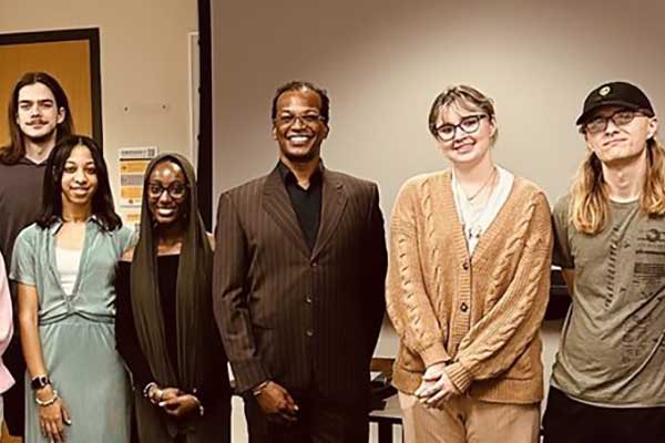 US Diplomat Andrei Cotton Visits SGIA to Speak with Students in Careers in International Affairs Class