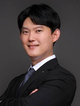 Sinyong Choi, assistant professor at KSU