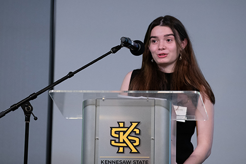 Madie Houser, Senior, History Major