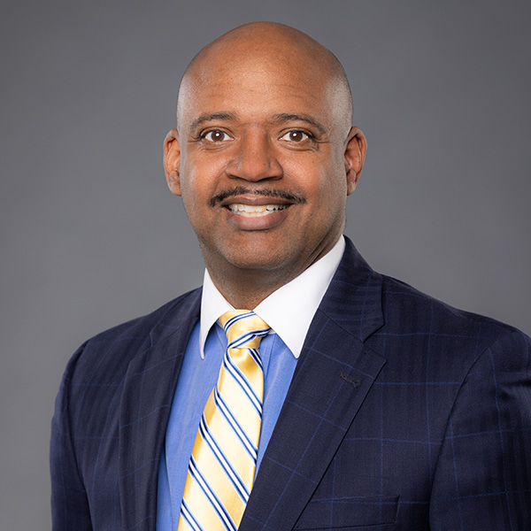 aaron adams headshot