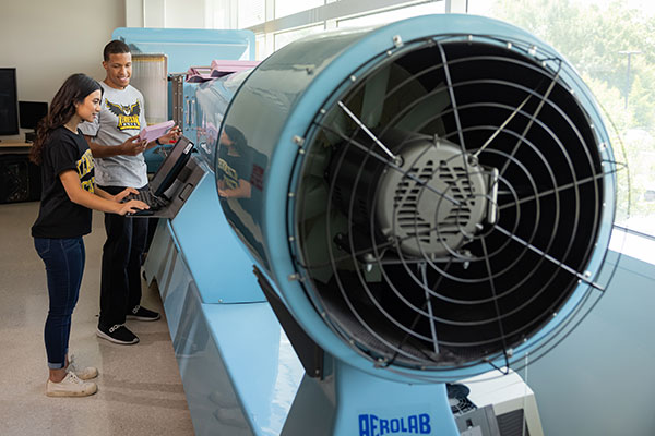 two students in the aerolab