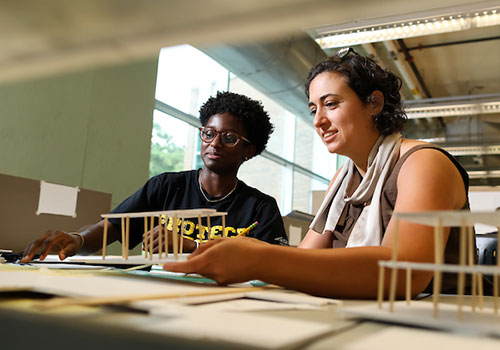 College of Architecture and Construction Management - Academic Advising