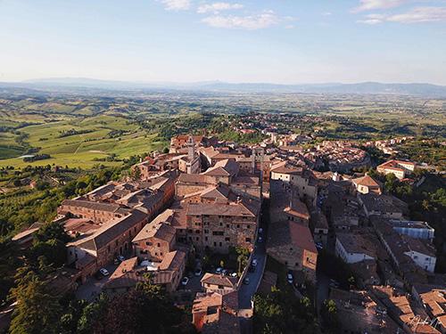 Overview of the Montepulciano / Overview of the Montepulciano