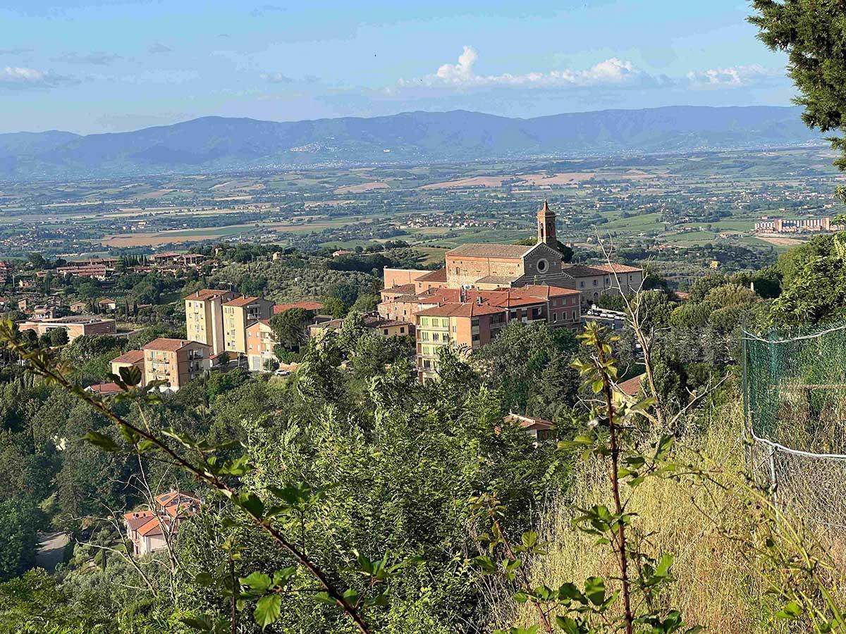 Montepulciano, Italy  / Montepulciano, Italy 