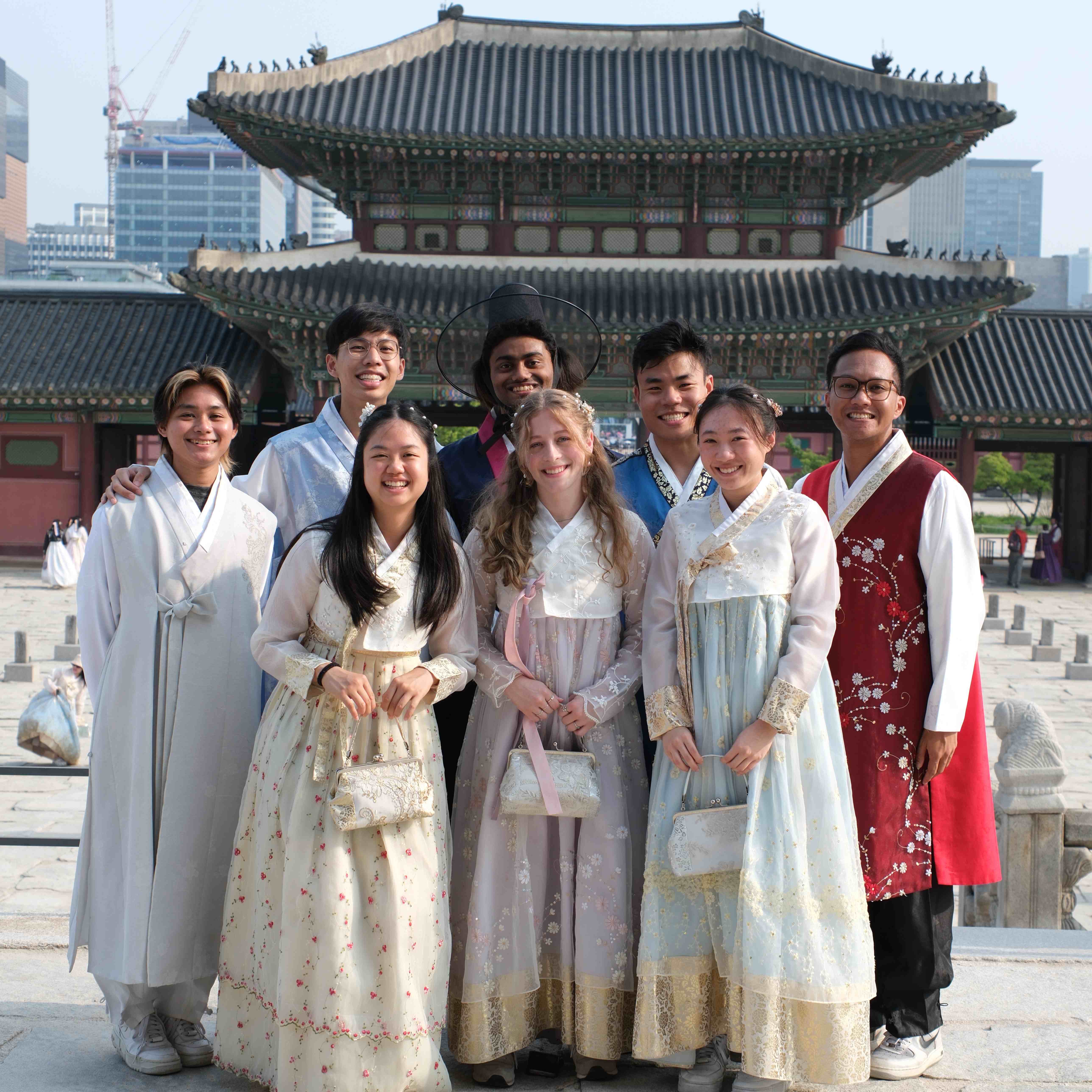 students at Korean palace