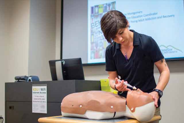 naloxone training