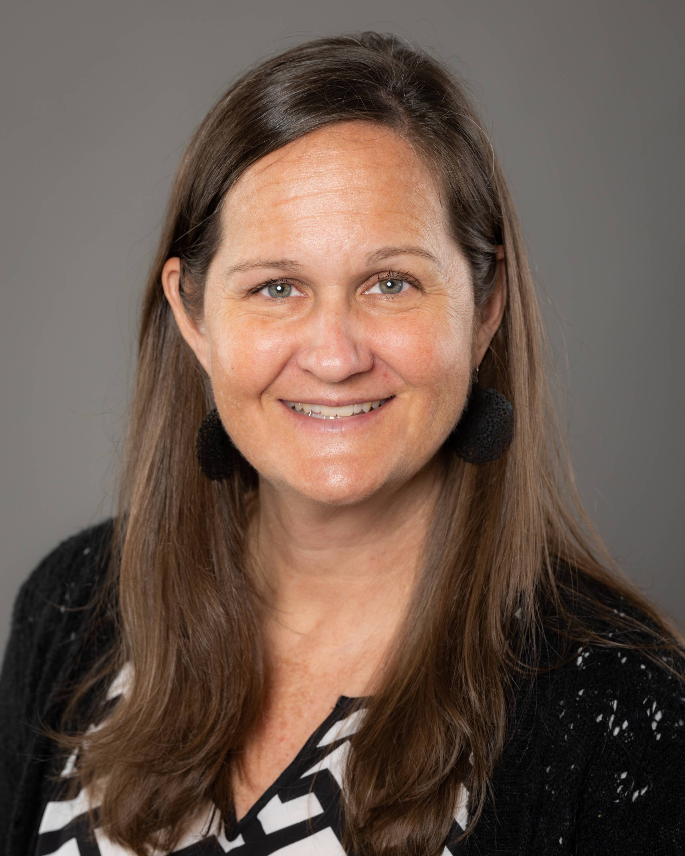 Headshot of Erin Medlin