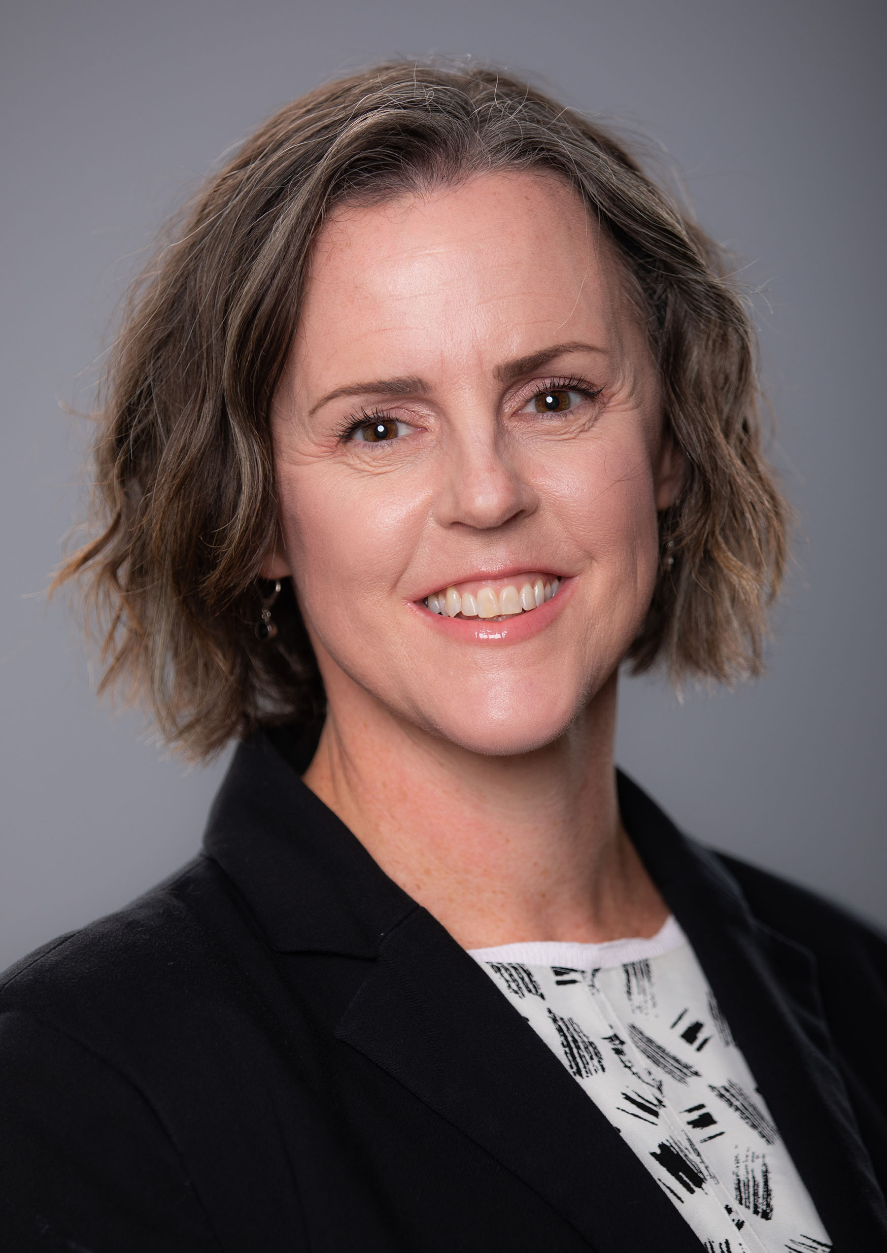 Headshot of Jennifer Lippincott