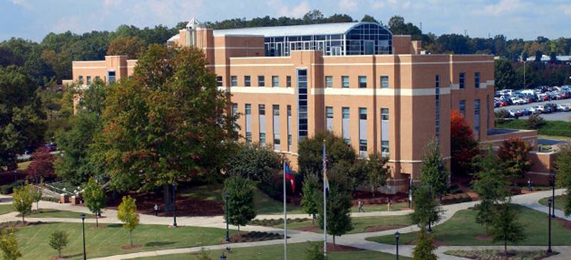 Photo of the backside of Kennesaw Hall at Kennesaw State University