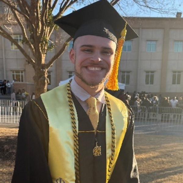 evan austin headshot