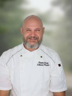 Professional Headshot of Clayton Knapp