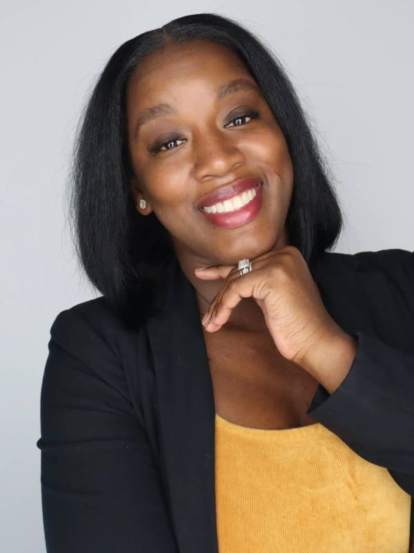 Professional Headshot of Valerie McKinney