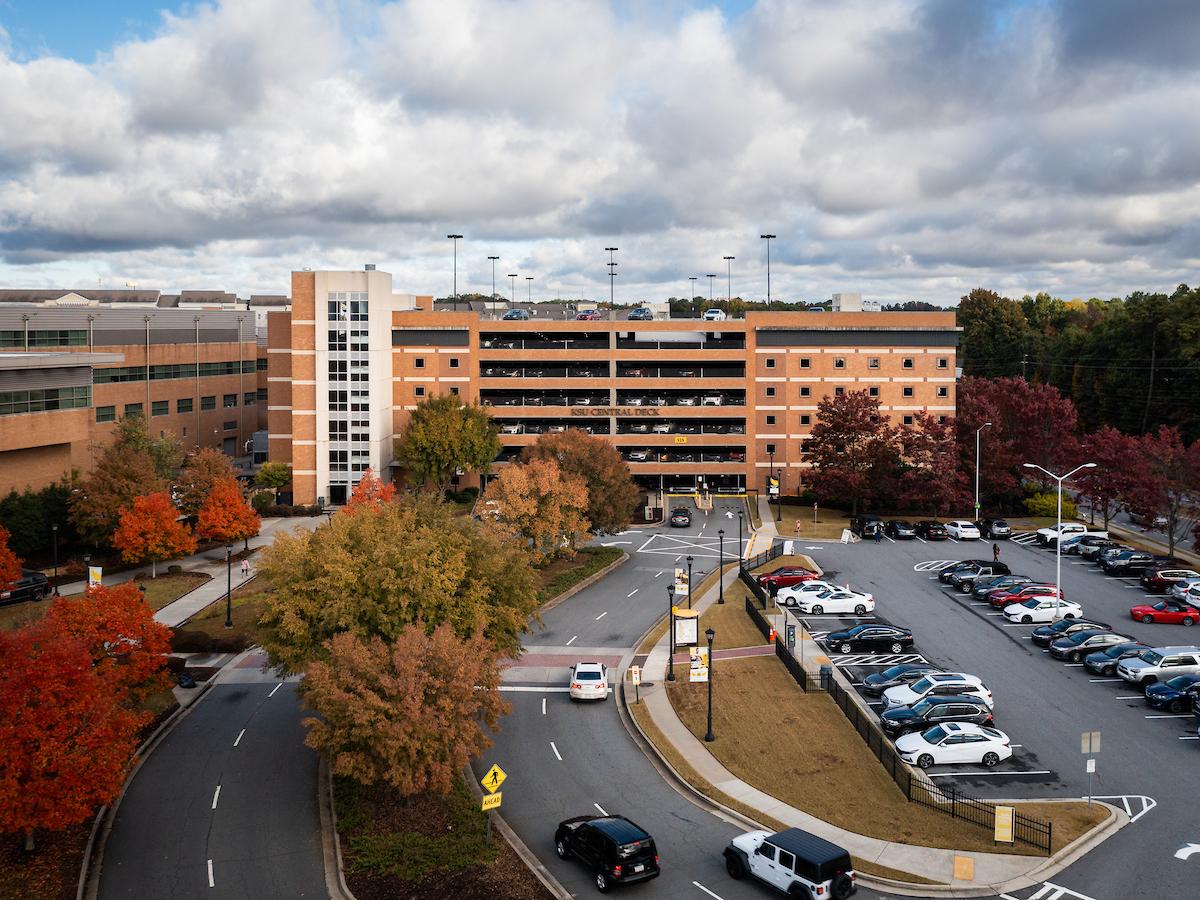 ksu central deck parking entrance