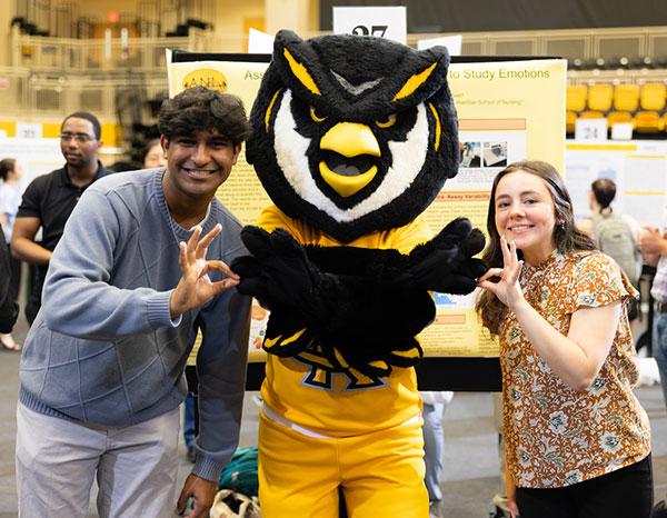 2022 Fall Symposium of Student Scholars  / Students and Attendees of the 2022 Fall Symposium of Student Scholars.