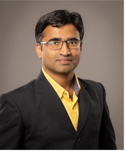 headshot of saindand jadhav