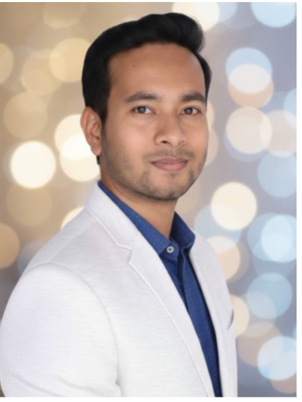 headshot of srijeet halder