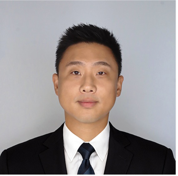 headshot of wangsuk suh