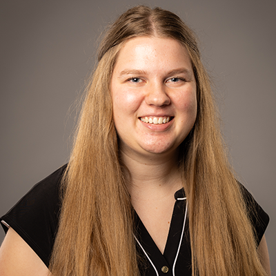 emily kimpel headshot